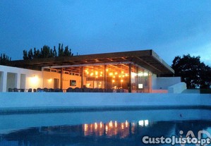 Hotel 4* T32 em São Teotónio de 1633,00 m²