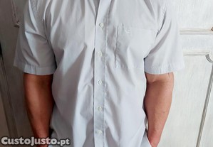 Camisa cinza homem