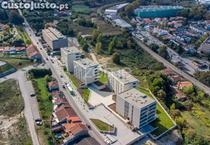 Apartamento T1 Novo No Condomínio Castanheiro -...