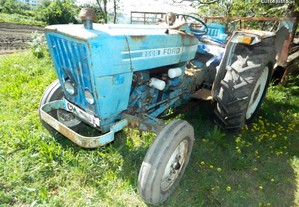 Trator agrícola FORD 2600 mecânica impecável.