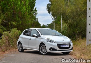 Peugeot 208 1.2 PURETECH STYLE - Nacional - C/Garantia - 18