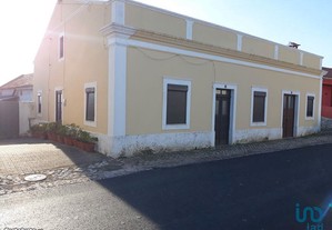 Casa / Villa T4 em Leiria de 510,00 m²