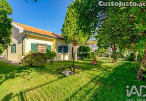 Casa / Villa T4 em Marinha Grande de 312,00 m²
