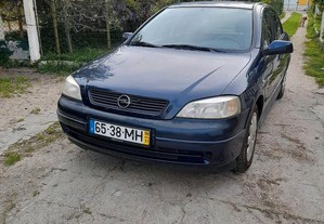 Opel Astra 1.4 16v Club