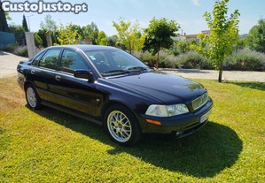 Volvo S40 1.9 D Classic Limited Edition Comfort / 1 dono - 01