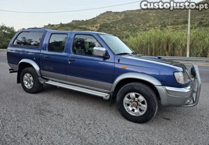 Nissan Navara CD 2.5Td 4x4 - 00