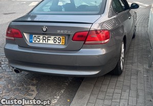 BMW 320 320 d Coupe - 08