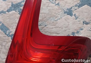 Farol traseiro direito Volvo V40 2016