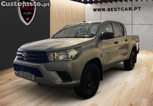 Toyota Hilux 2.4D-4D - 18
