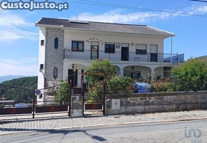 Prdio T6 em Covilh e Canhoso de 688,00 m