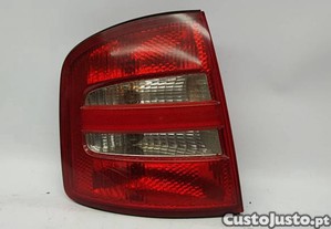 Farolim Tras Esquerdo Skoda Fabia I Combi (6Y5)