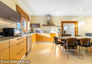 Moradia Individual Trrea T4 Em Oliveira De...