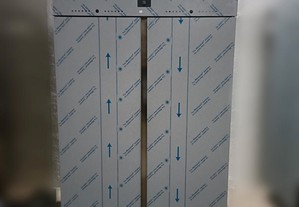 Armário refrigerado de conservação ventilado duplo GN 2/1