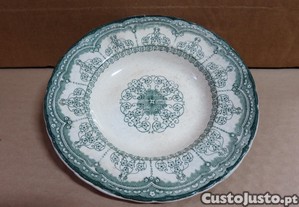 Loia antiga pratos faiana Sacavm Gilman Queen Charlotte Wedgwood Capa Massarelos Lusitnia