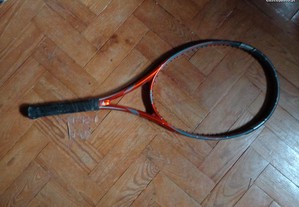 Raquete de tenis sem cordas