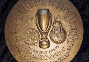 Medalha F. C. Porto Vencedor Supertaça Europeia