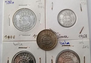 Diversas moedas de Timor