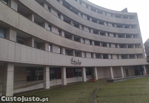 Apto. Pronto a habitar Localização excelente