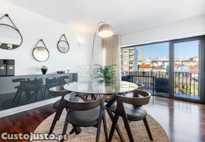 Apartamento T3 C/ 2 Suites E Varanda Ao Hosp....