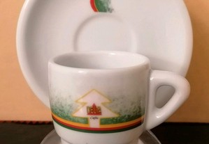 Chávena antiga de café c/pires da Delta Natal