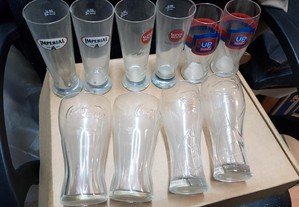Conjunto de dez copos em vidro