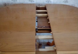 Mesa cozinha em madeira