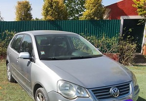 VW Polo GO+