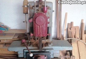 Furador de Corrente da Marca Pinheiro | Carpintaria