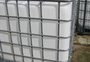 Deposito plástico 1000 litros-D4