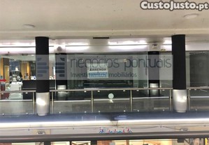 Loja Comercial No Centro Da Cidade Inserida No...