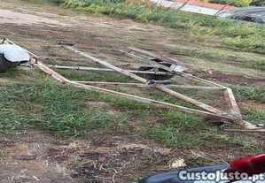 Reboque atrelado barco 2,85m