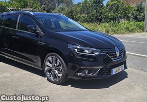 Renault Mgane sport tourer 1.5 bose - 16