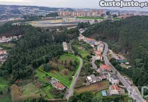 Terreno em Vilar de Andorinho