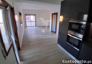 Apartamento t2 remodelado em baguim do monte junto ao metro