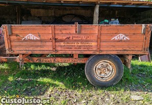 Reboque Rates tribasculante 3750kg