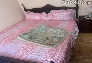 Casa em fontes