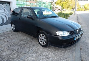 Seat Ibiza 1.9 turbo a diesel comercial