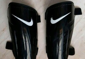 Caneleiras da Nike