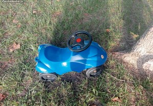 Carro azul brinquedo, ideal para criança pequenas