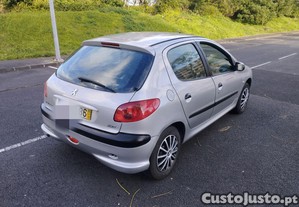 Peugeot 206 1.1 - 05
