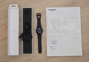 Samsung Galaxy Watch 6 40mm, novo com garantia - com ECG, pressão arterial, oxigénio no sangue