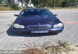 Mercedes-Benz C 220 Cdi muito bom estado revisao feita - 01