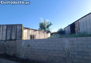 Armazém com 938,43 m2 em são lourenço de mamporcão