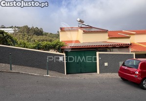 Moradia em banda t3, canio - santa cruz - ilha da madeira