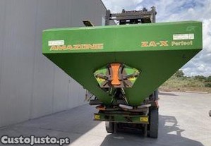 Semeador distribuidor de adubo Amazone