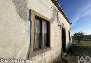 Casa de Campo T2 em Chãos