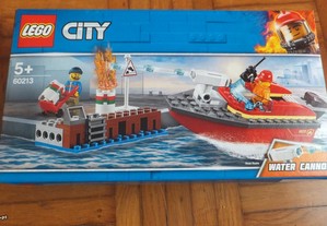 60213 Lego City - Dock Side Fire