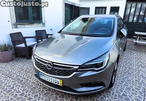 Opel Astra Sports Tourer - 17