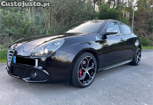 Alfa Romeo Giulietta Quadrifoglio Verde 1750TBi 235cv - 11