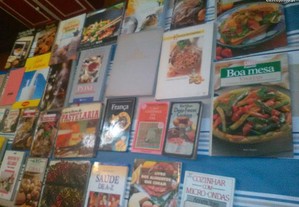 Conjunto de 28 Livros de Gastronomia/Culinária